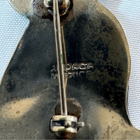 VINTAGE ABALONE INLAY CAT BROOCH, PIN, MEXICO,  ALPACA - Picture 3 of 5